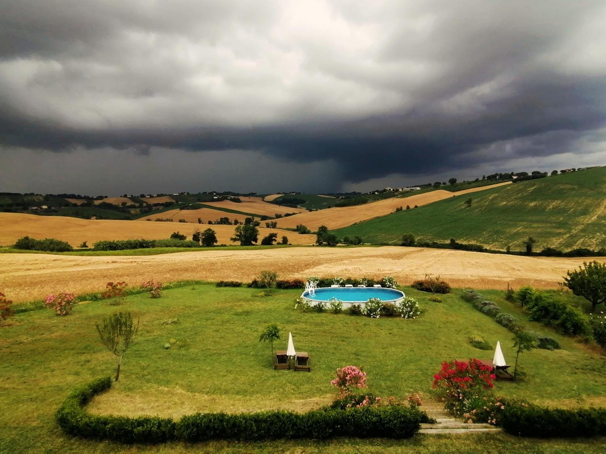 Il Giardino Nella Valle Belvedere Ostrense 外观 照片